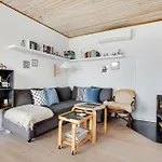Feriehus Exclusive Location At The Waters Edge *